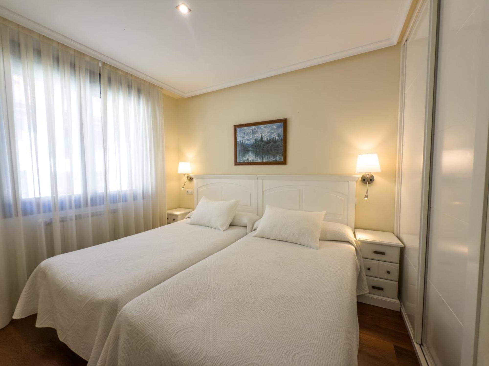 Apartamentos Verdemar Llanes Exterior photo